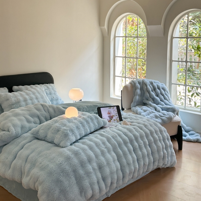 91家纺网 家纺一手货源 找家纺 梦柏家纺 2023新款大兔绒四件套 海蓝