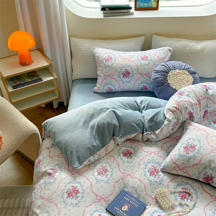 91家纺网 家纺一手货源 找家纺 2023新款牛奶绒印花系列套件 花卉风格 伊莎