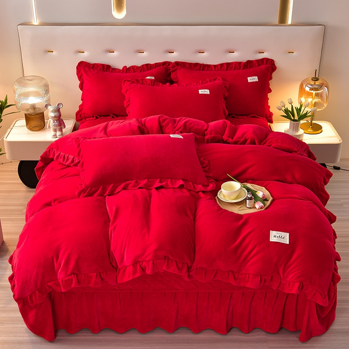 91家纺网 家纺一手货源 找家纺 畅畅家纺 2024新款高克重加厚保暖冬季牛奶绒纯色床盖款四件套 中国红