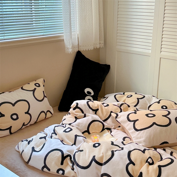 91家纺网 家纺一手货源 找家纺 时年家纺 2023新款牛奶绒印花系列套件 简约风格 露娜-米