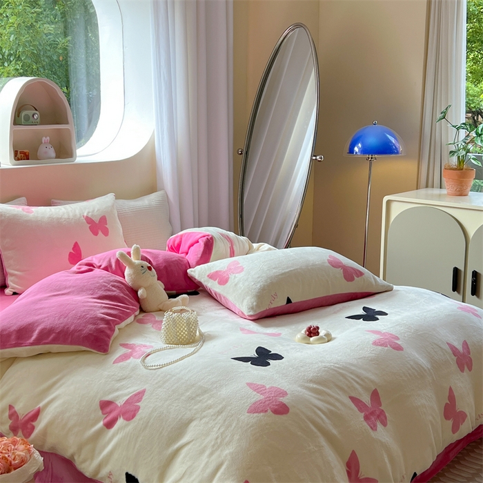 91家纺网 家纺一手货源 找家纺 2023新款牛奶绒印花系列套件 花卉风格 金吉拉