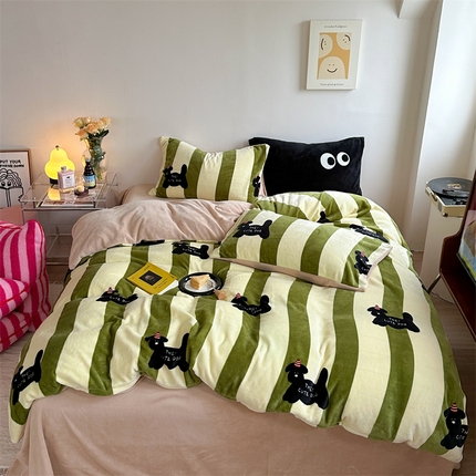 时年家纺 2023新款牛奶绒印花系列套件 小可爱风格 礼物狗-绿