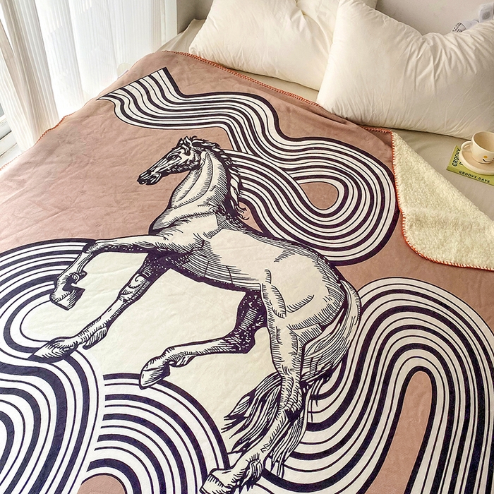 91家纺网 家纺一手货源 找家纺 爵仕家纺 2023新款羊羔绒毯宫廷风骏马系列 咖马