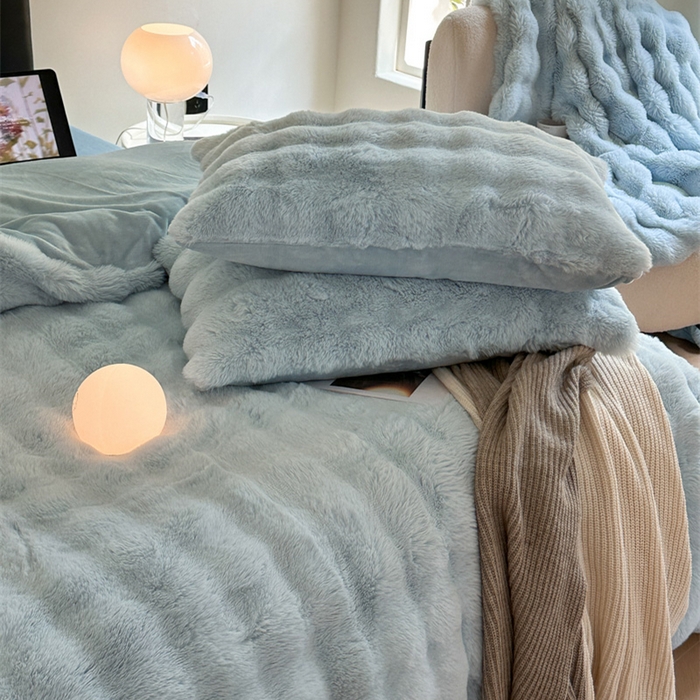 91家纺网 家纺一手货源 找家纺 梦柏家纺 2023新款大兔绒四件套 海蓝