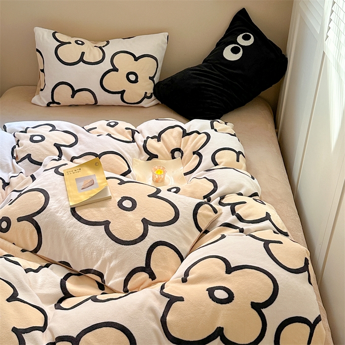 91家纺网 家纺一手货源 找家纺 时年家纺 2023新款牛奶绒印花系列套件 简约风格 露娜-米