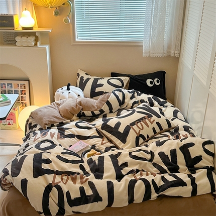 91家纺网 家纺一手货源 找家纺 （总）时年家纺 2023新款牛奶绒印花系列套件 简约风格