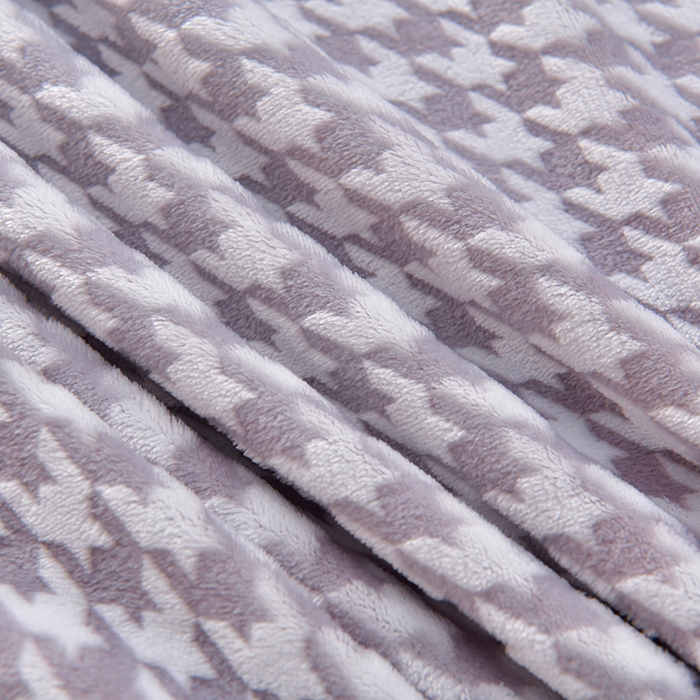 91家纺网 家纺一手货源 找家纺 畅畅家纺 2024新款高克重8斤加厚牛奶绒6D雕花绒印花水晶绒金貂绒法莱绒四件套 千鸟格-灰色