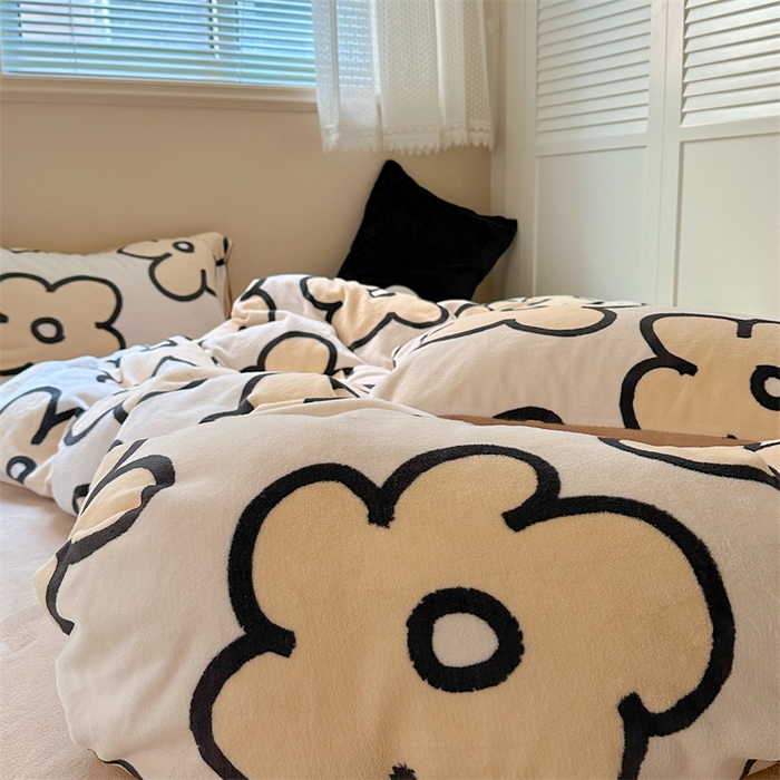 91家纺网 家纺一手货源 找家纺 时年家纺 2023新款牛奶绒印花系列套件 简约风格 露娜-米