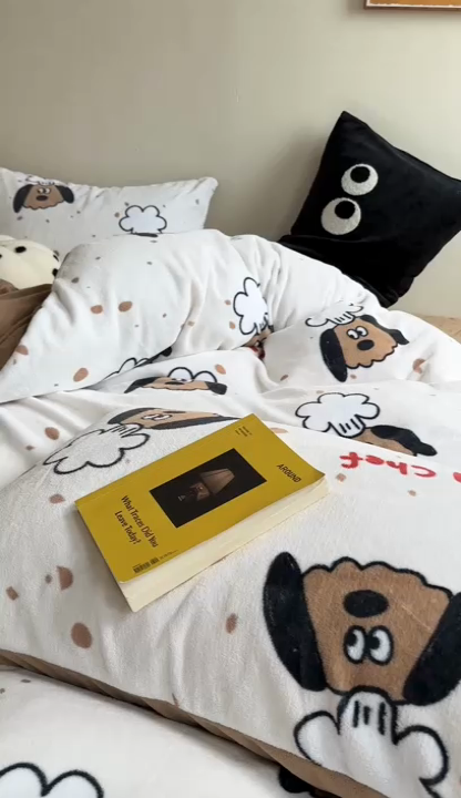 91家纺网 家纺一手货源 找家纺 时年家纺 2023新款牛奶绒印花系列套件 小可爱风格 美食家