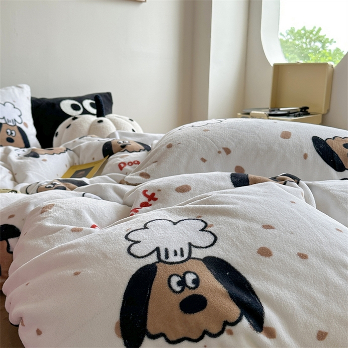 91家纺网 家纺一手货源 找家纺 时年家纺 2023新款牛奶绒印花系列套件 小可爱风格 美食家