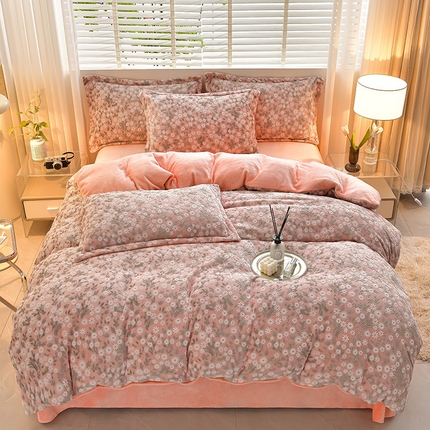 91家纺网 家纺一手货源 找家纺 （总）畅畅家纺 2024新款高克重8斤加厚牛奶绒6D雕花绒印花水晶绒金貂绒法莱绒四件套