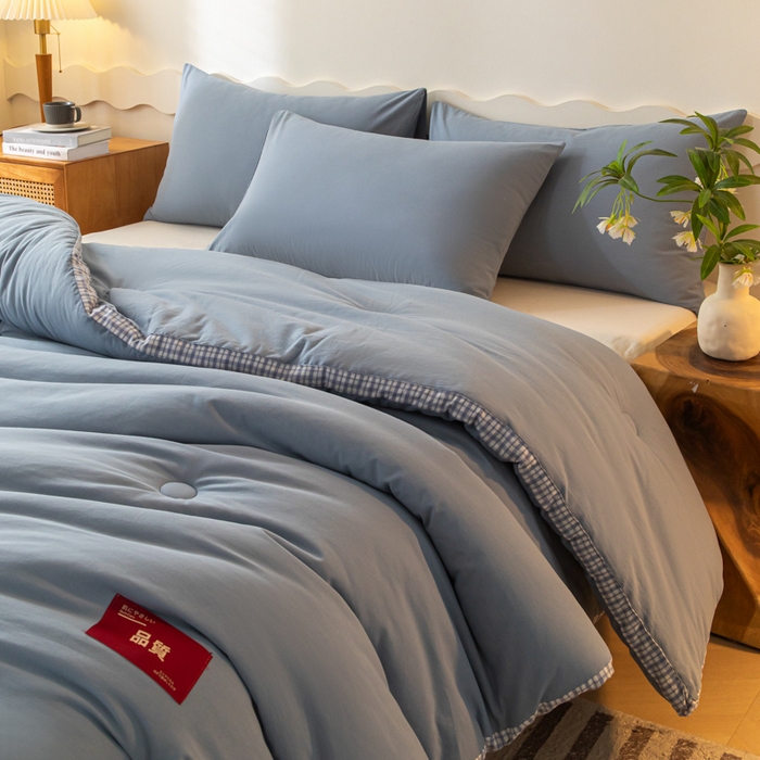 91家纺网 家纺一手货源 找家纺 荔禾家居 2023新款A类无印贴标款大豆冬被被子被芯 云水蓝