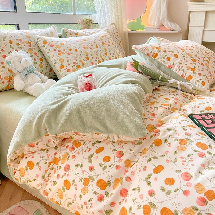 91家纺网 家纺一手货源 找家纺 麦伦家居 2023新款秋冬多功能床品全棉加牛奶绒单被套 南瓜花园