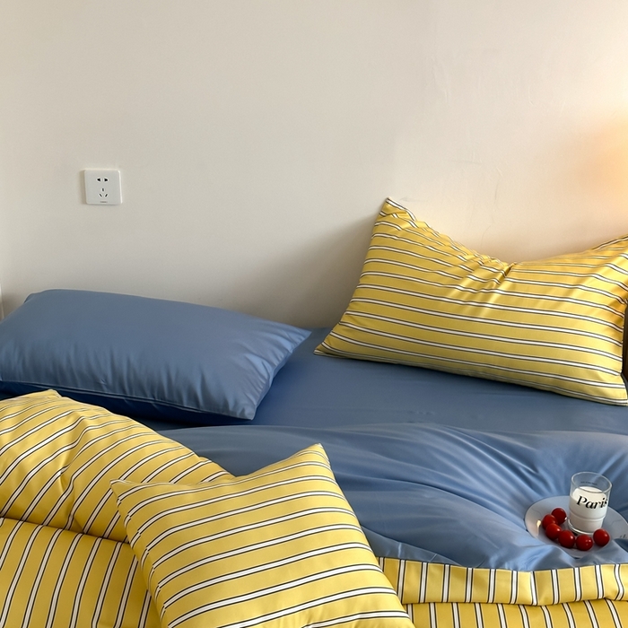 91家纺网 家纺一手货源 找家纺 时年 2023新款100支数码印花条纹四件套 复古珞黄