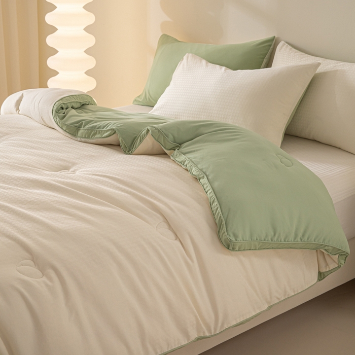 91家纺网 家纺一手货源 找家纺 荔禾家居 2023新款千鸟格提花刺绣款大豆被冬被被子被芯 嫩草绿