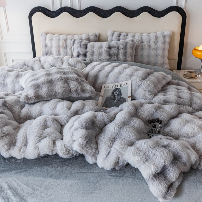 91家纺网 家纺一手货源 找家纺 邦妮家纺2024新款直播爆款兔兔绒兔毛绒渐变色彩色牛奶绒四件套 七彩灰