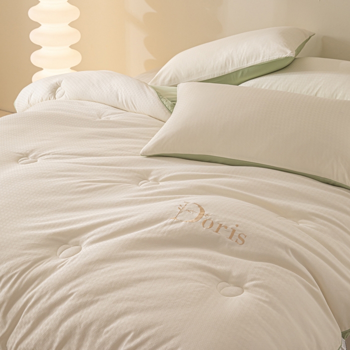 91家纺网 家纺一手货源 找家纺 荔禾家居 2023新款千鸟格提花刺绣款大豆被冬被被子被芯 嫩草绿