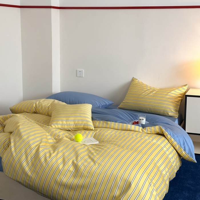 91家纺网 家纺一手货源 找家纺 时年 2023新款100支数码印花条纹四件套 复古珞黄