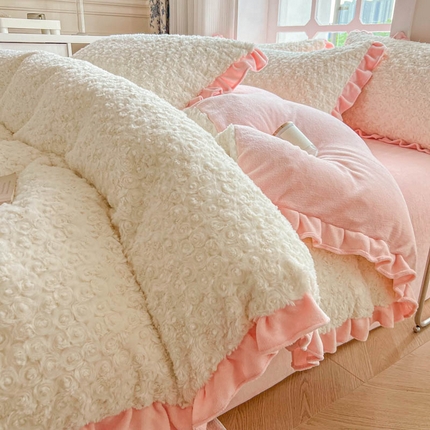 91家纺网 家纺一手货源 找家纺 （总）米莱家纺 2023新款兔毛四件套 玫瑰花