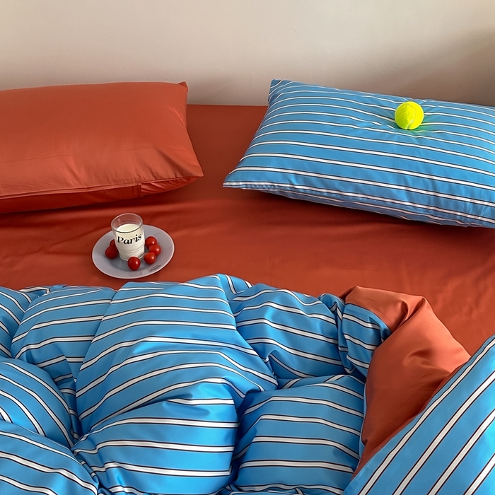 91家纺网 家纺一手货源 找家纺 时年 2023新款100支数码印花条纹四件套 复古星蓝