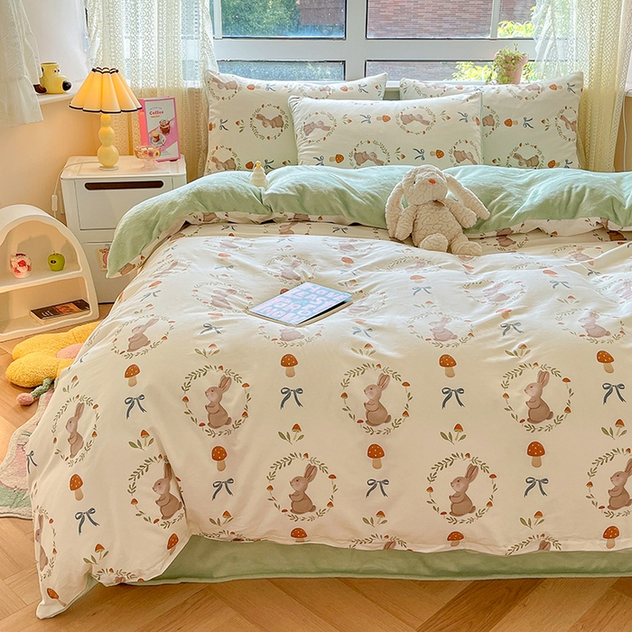 91家纺网 家纺一手货源 找家纺 麦伦家居 2023新款秋冬多功能床品全棉加牛奶绒单被套 彼菲兔