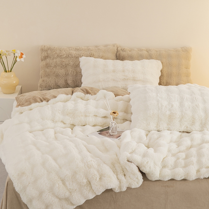 91家纺网 家纺一手货源 找家纺 （总）新月家纺（锦威郎） 2023新款AB面泡泡兔兔绒皮草四件套