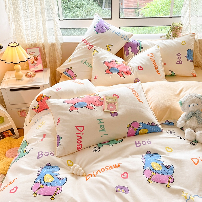 91家纺网 家纺一手货源 找家纺 麦伦家居 2023新款秋冬多功能床品全棉加牛奶绒单被套 多巴胺恐龙