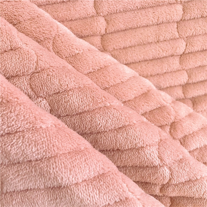 91家纺网 家纺一手货源 找家纺 喜居 2023新款纯色牛奶绒花边款床盖 粉豆沙