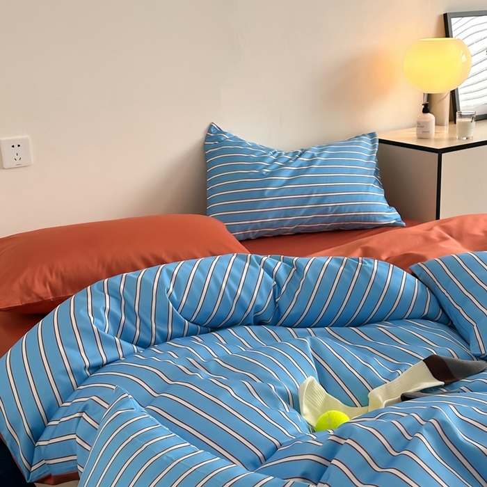 91家纺网 家纺一手货源 找家纺 时年 2023新款100支数码印花条纹四件套 复古星蓝