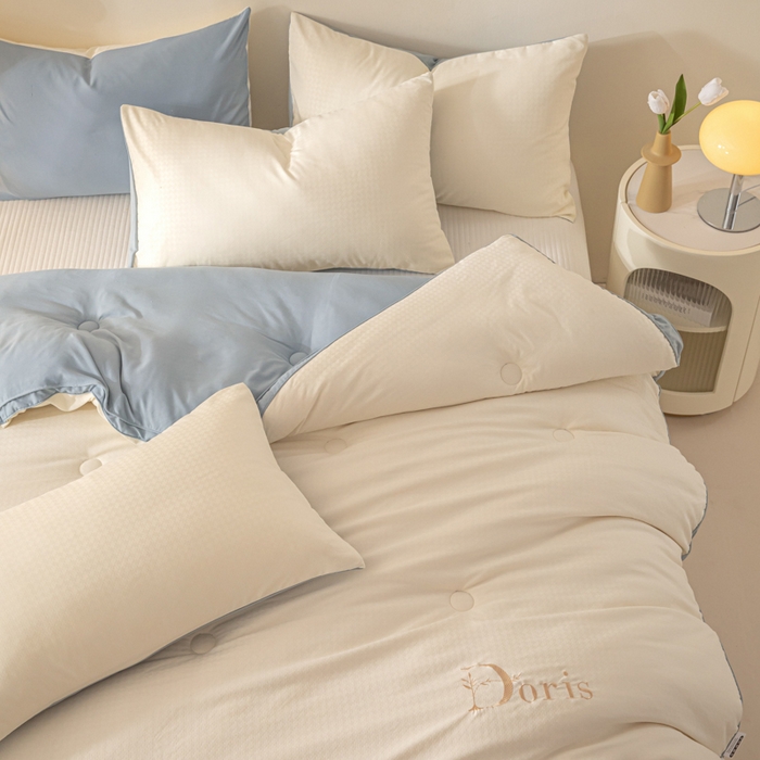 91家纺网 家纺一手货源 找家纺 荔禾家居 2023新款千鸟格提花刺绣款大豆被冬被被子被芯 星海蓝