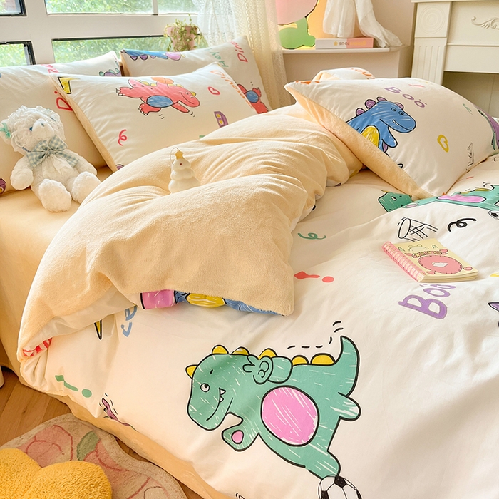 91家纺网 家纺一手货源 找家纺 麦伦家居 2023新款秋冬多功能床品全棉加牛奶绒单被套 多巴胺恐龙