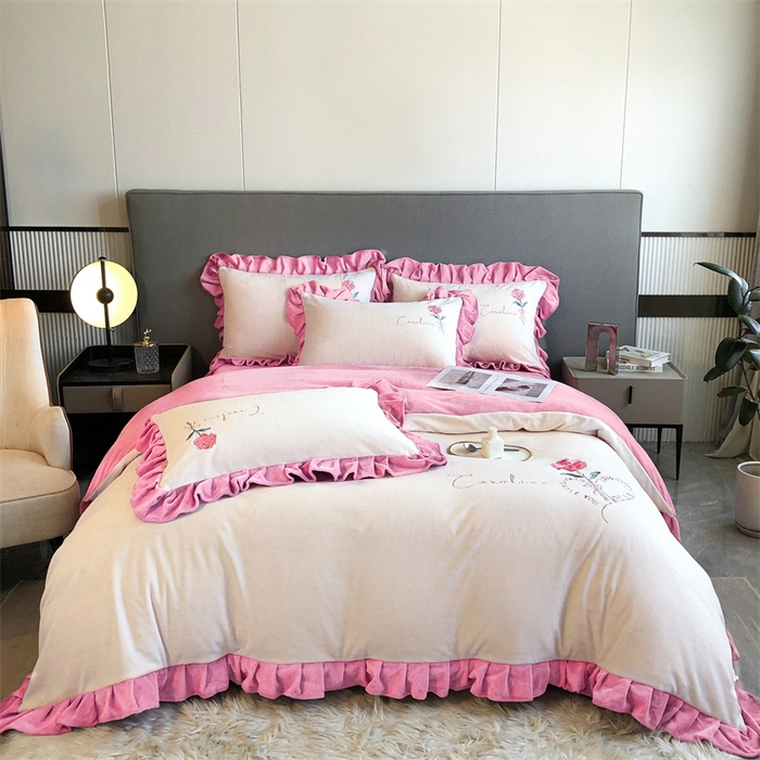 91家纺网 家纺一手货源 找家纺 韩版花边牛奶绒刺绣四件套8斤牛奶绒法兰绒宝宝绒 偏爱-暖白+浅粉