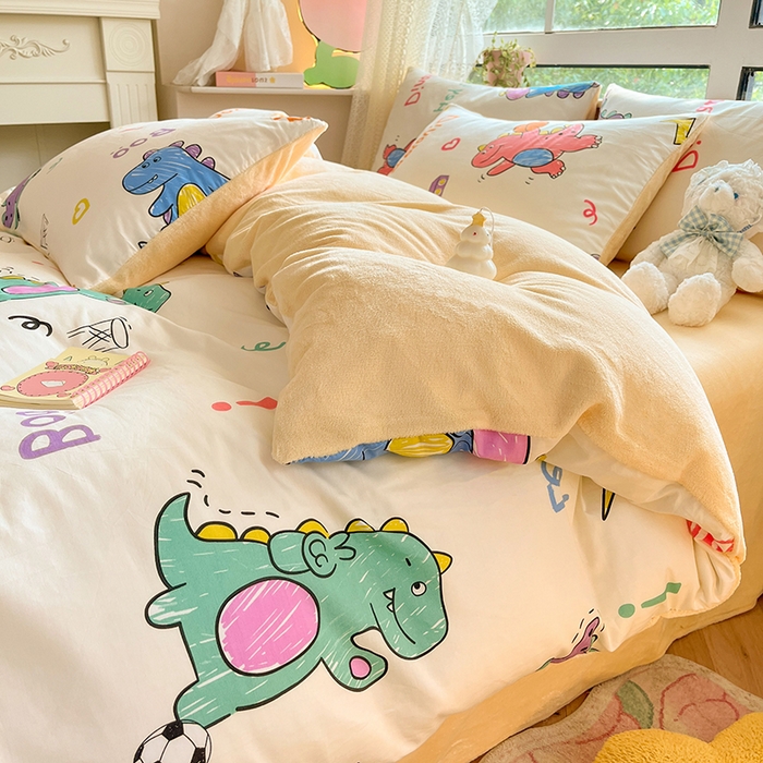 91家纺网 家纺一手货源 找家纺 麦伦家居 2023新款秋冬多功能床品全棉加牛奶绒单被套 多巴胺恐龙