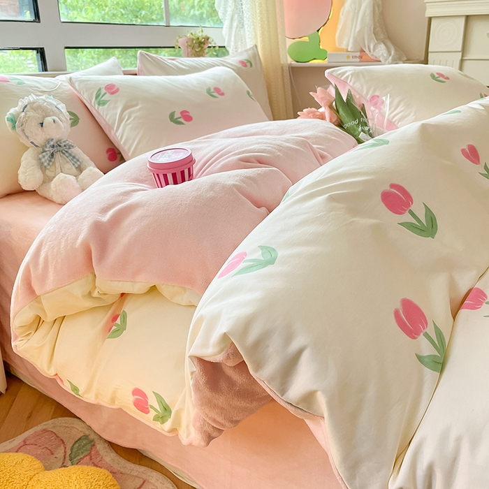 91家纺网 家纺一手货源 找家纺 麦伦家居 2023新款秋冬多功能床品全棉加牛奶绒单被套 粉色郁金香