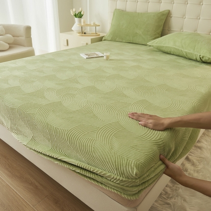 91家纺网 家纺一手货源 找家纺 （总）吾诺家居 2023新款230克立体雕花牛奶绒床笠