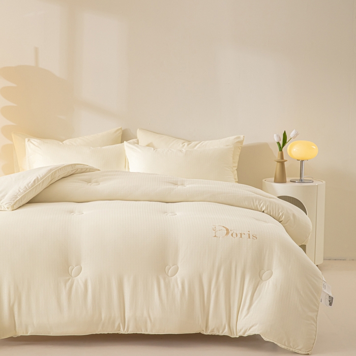 91家纺网 家纺一手货源 找家纺 荔禾家居 2023新款千鸟格提花刺绣款大豆被冬被被子被芯 皓月白