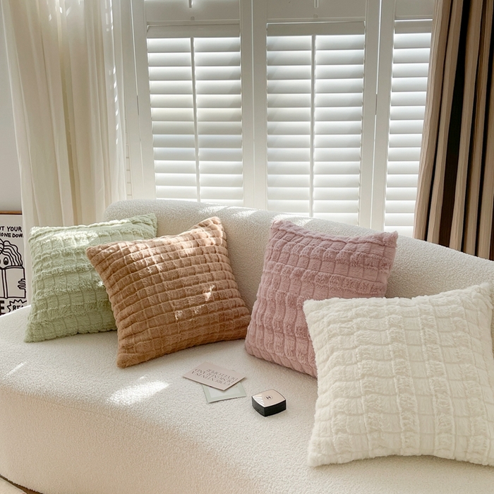 91家纺网 家纺一手货源 找家纺 （总）美茉家居 2023新款獭兔毛方垫