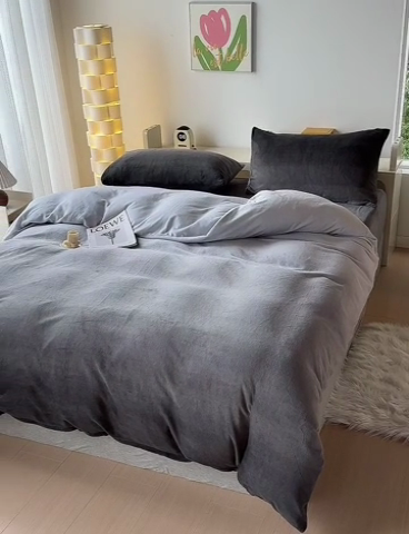 91家纺网 家纺一手货源 找家纺 怡家居 2023新款高克重牛奶绒印花四件套 暮雪