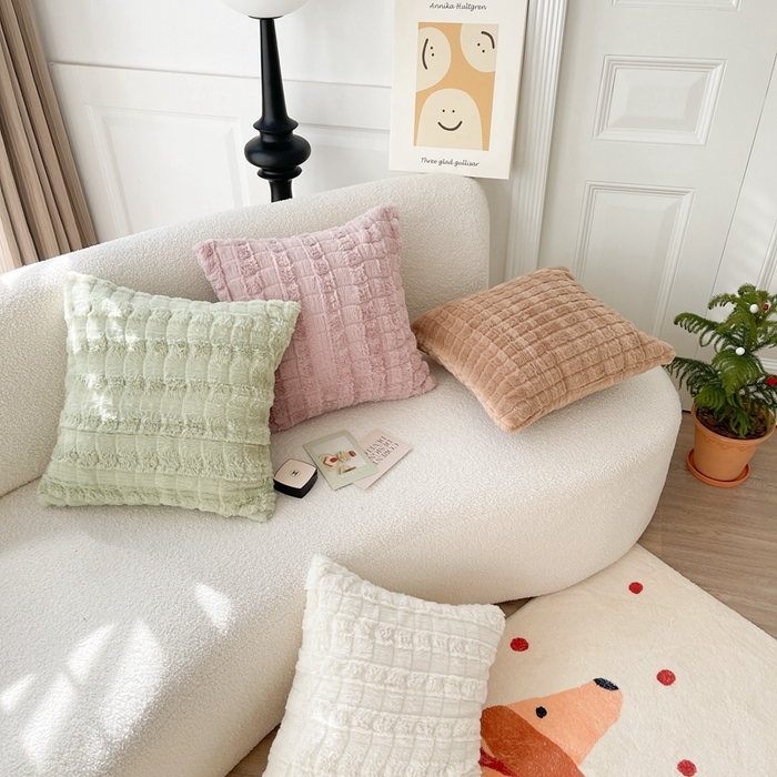 91家纺网 家纺一手货源 找家纺 （总）美茉家居 2023新款獭兔毛方垫