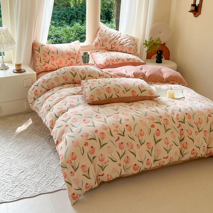 91家纺网 家纺一手货源 找家纺 仟网汇 2023新款双面印花牛奶绒四件套 郁金香