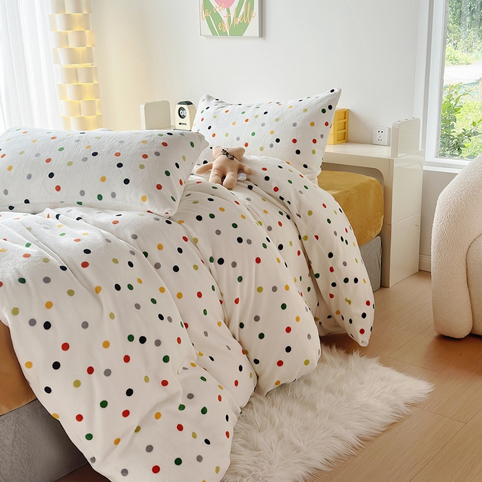 91家纺网 家纺一手货源 找家纺 怡家居 2023新款高克重牛奶绒印花四件套 七彩豆