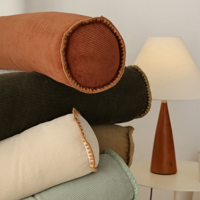 91家纺网 家纺一手货源 找家纺 （总）美茉家居 2023新款灯芯绒贝壳边糖果枕