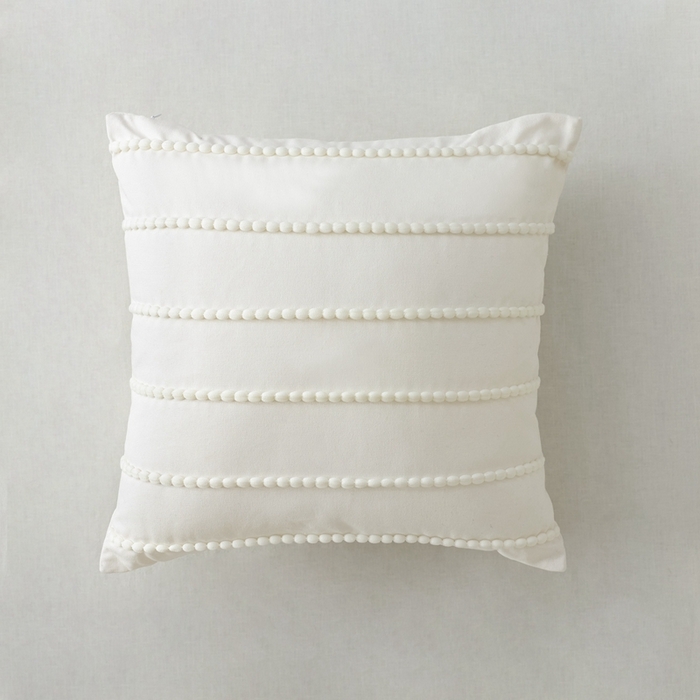 91家纺网 家纺一手货源 找家纺 美茉家居 2023新款黑白流苏簇绒抱枕 维堡