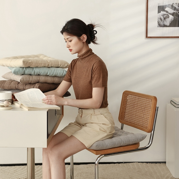 91家纺网 家纺一手货源 找家纺 （总）美茉家居 2023新款日式简约棉麻素色坐垫