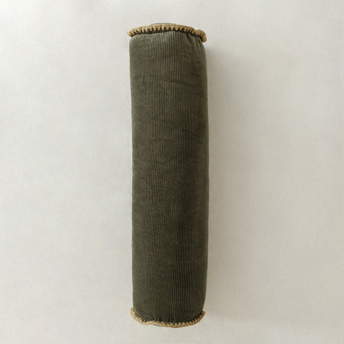 91家纺网 家纺一手货源 找家纺 美茉家居 2023新款灯芯绒贝壳边糖果枕 军绿