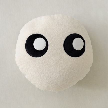 91家纺网 家纺一手货源 找家纺 （总）美茉家居 2023新款炯炯大眼抱枕