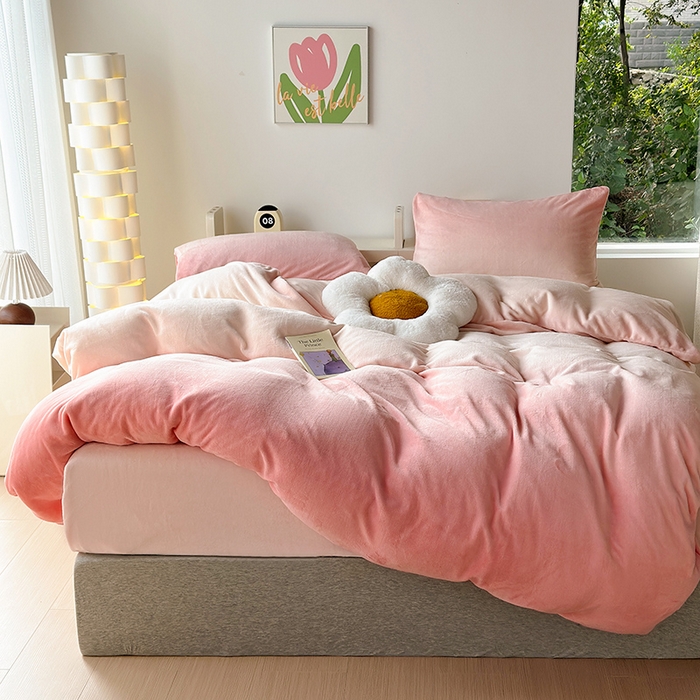 91家纺网 家纺一手货源 找家纺 （总）怡家居 2023新款高克重牛奶绒印花四件套