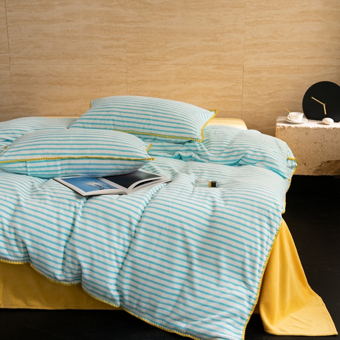 91家纺网 家纺一手货源 找家纺 洋铭区（原狠狠爱） 2023新款ab版牛奶绒心动系列条纹四件套 心动蓝白条