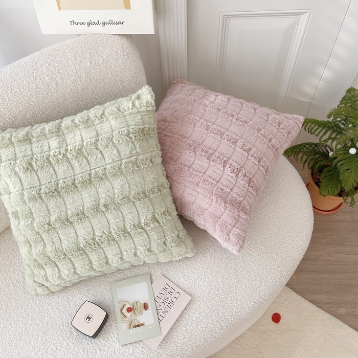 91家纺网 家纺一手货源 找家纺 （总）美茉家居 2023新款獭兔毛方垫