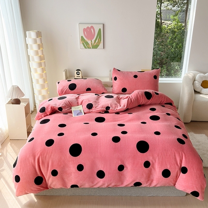 91家纺网 家纺一手货源 找家纺 （总）怡家居 2023新款高克重牛奶绒印花四件套